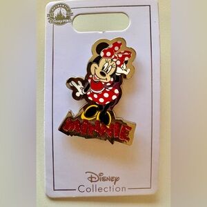 Walt Disney Parks Pin Trading Minnie Mouse Glitter MINNIE 2022 On Card New